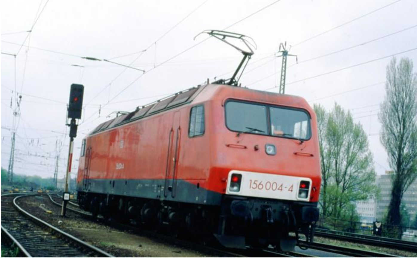 DB 156 004-4 ex DR 252 at Dresden on 01.05.97